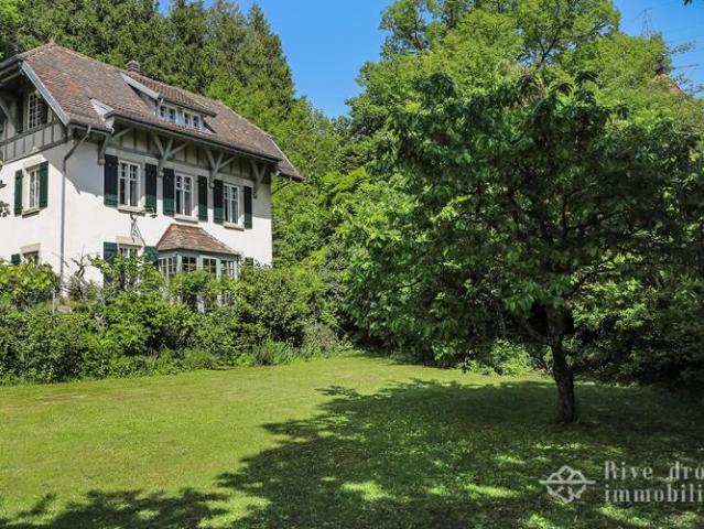 Charmante freistehende villa aus dem 19. Jahrhundert mit 6 zimmer + küche