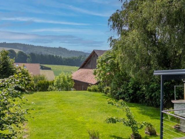 Einfamilienhaus 8.5 Zimmer