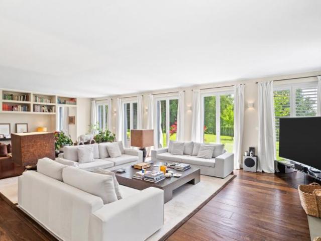 Einfamilienhaus 8.5 Zimmer