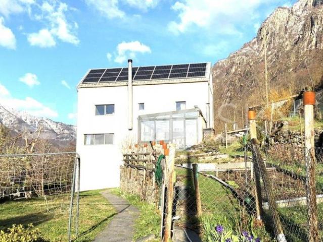 Einfamilienhaus 8.5 Zimmer