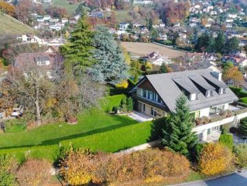 Einfamilienhaus 8.5 Zimmer