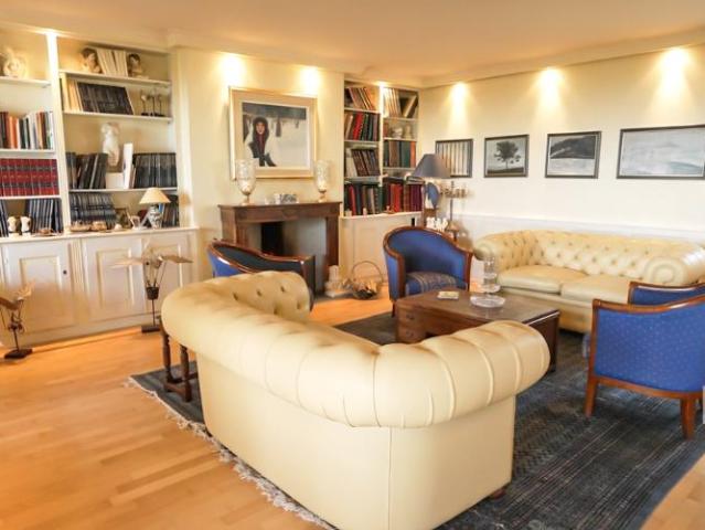 Einfamilienhaus 8 Zimmer