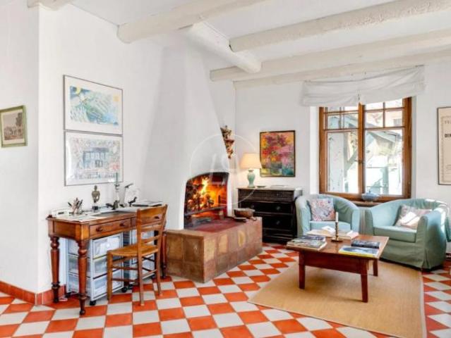 Essertines sur Rolle Herrschaftliches Haus, das Charme und Ruhe ga
