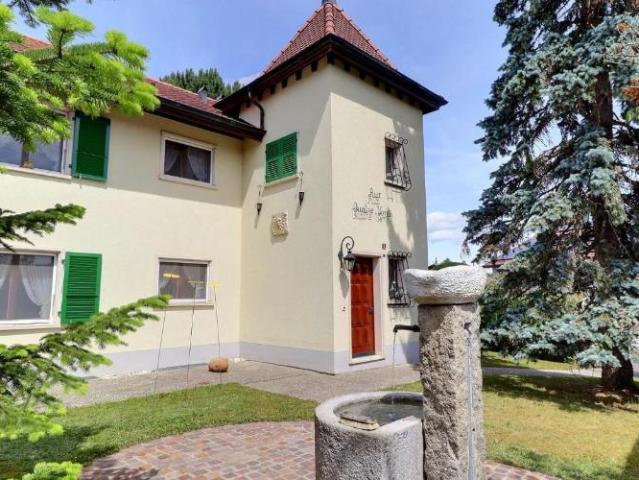 Einfamilienhaus 8 Zimmer