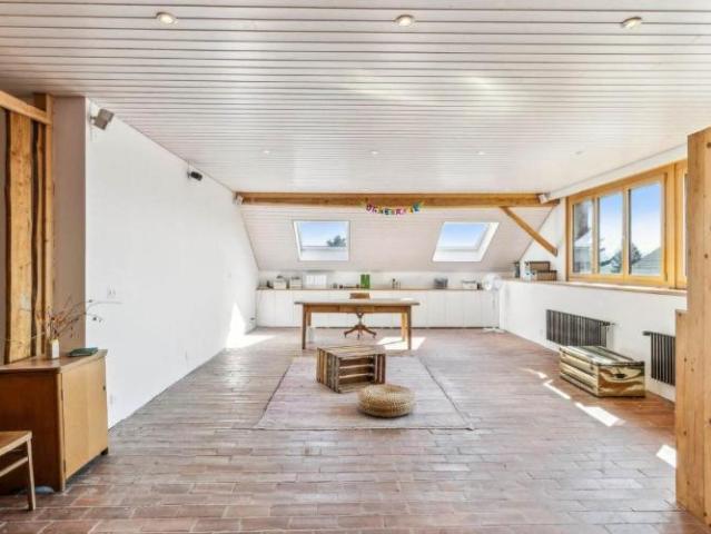 Einfamilienhaus 9.5 Zimmer