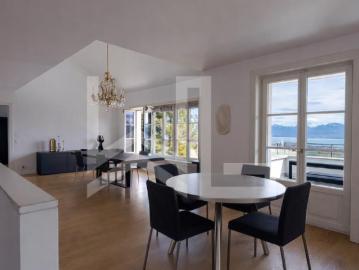Einfamilienhaus 9.5 Zimmer