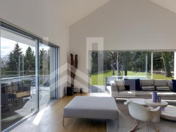 Einfamilienhaus 9.5 Zimmer