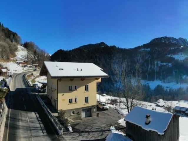 9,5 Zimmer Dorfhaus in Le Sépey