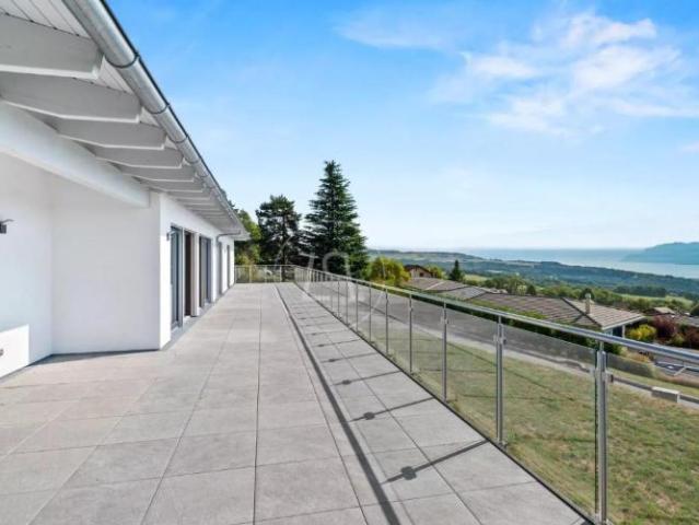 Villa contemporaine clé en main, avec vue 180 Arzier le Muids DE: Schlüsselfertige, moderne Villa mit 180 Aussicht Arzier le Muids