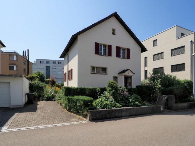 Einfamilienhaus an perfekter Lage!