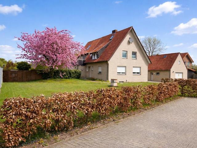 Einfamilienhaus auf großem Grundstück in Hunteburg