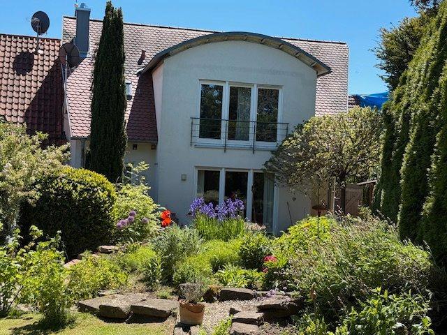 Einfamilienhaus auf schönem 764 m² Grundstück