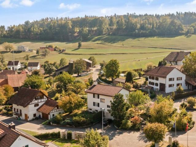 Einfamilienhaus auf 1'472 m² Grundstück in Böbikon
