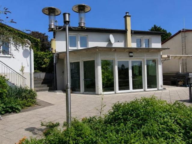 Einfamilienhaus auf 1.930 m² mit Baupotenzial für 2 Wohnhäuser