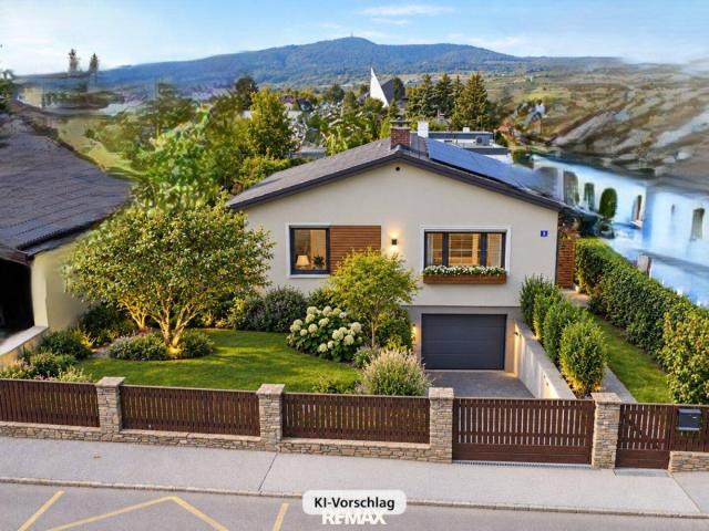 EINFAMILIENHAUS AUF 720 m² GRUNDSTÜCK MIT AUSBAUPOTENZIAL!