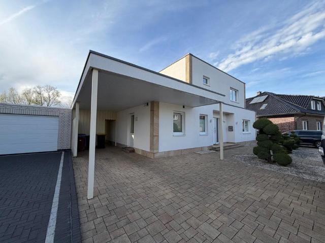 Einfamilienhaus Baujahr 2011 im Holzrahmenbau – Privatverkauf