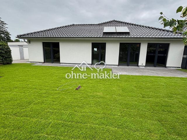 Einfamilienhaus, Bungalow 2019 neuwertig in schöner Lage