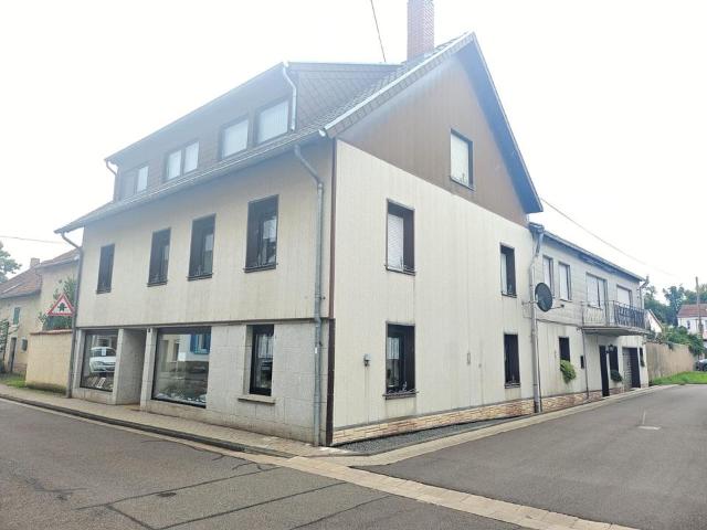 Einfamilienhaus Geschäftshaus