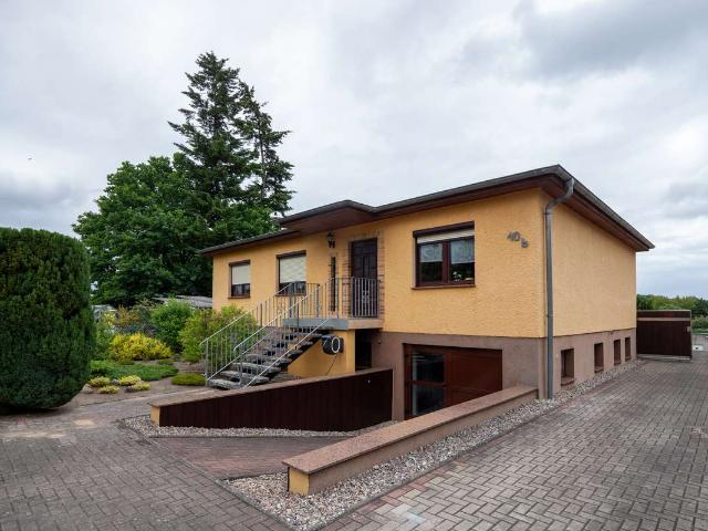 Einfamilienhaus, großzügiges Grundstück, Doppelgarage in Torgelow nahe Ueckermünde und Pasewalk