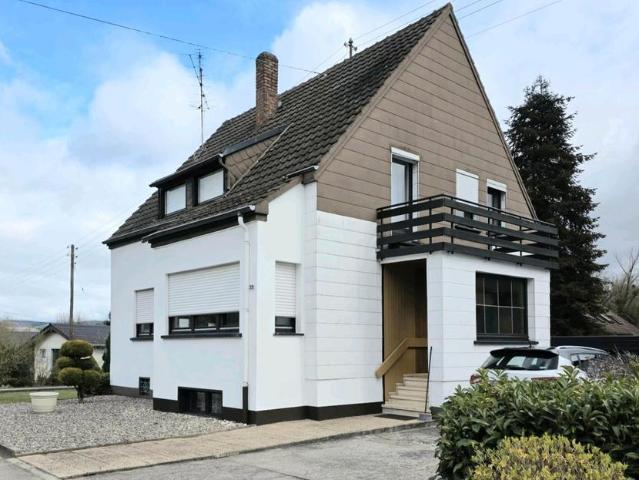 Einfamilienhaus freistehend