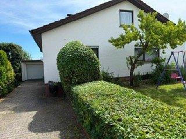 Einfamilienhaus freistehend, mit Einliegerw. Toplage in Neuenhaus