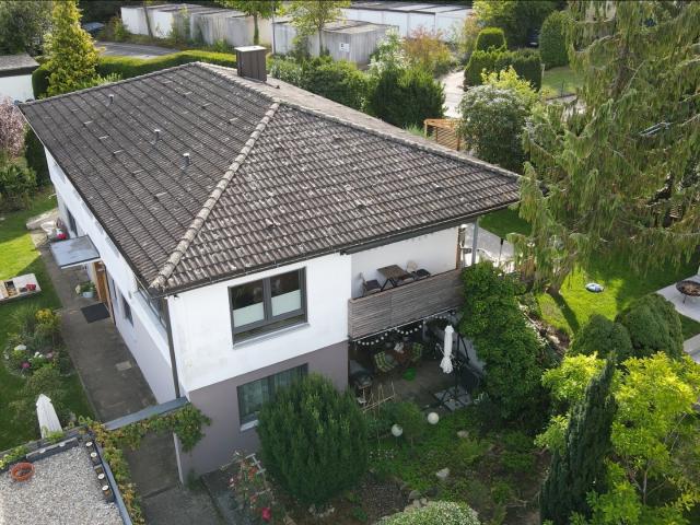 Einfamilienhaus freistehend mit Einliegerwohnung