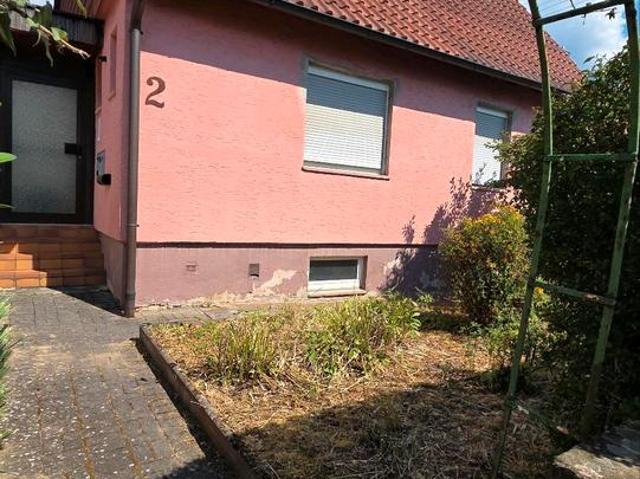 Einfamilienhaus freistehend! Provisionsfrei!