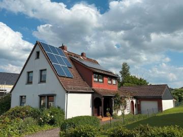 Einfamilienhaus für eine große Familie mit tollem Garten