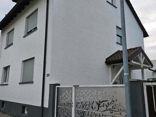 Einfamilienhaus 8 Zimmer Karlsruhe Neureut. Investment