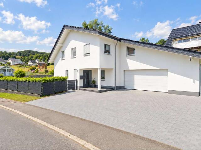 Einfamilienhaus Haus mit Garten in Marienheide zu vermieten
