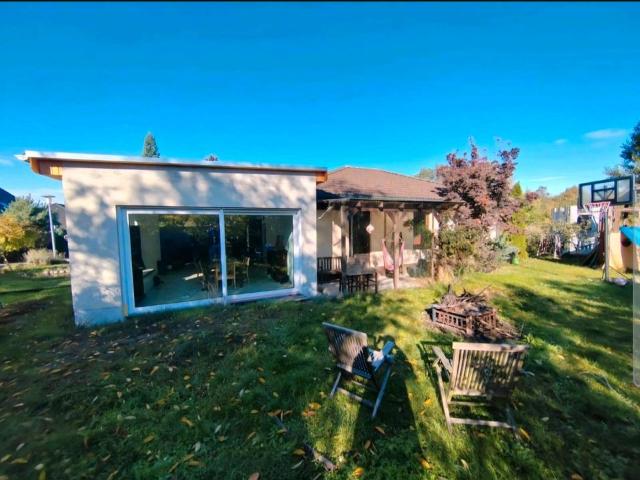 Einfamilienhaus im Bungalow Stil in traumhafter Lage in Lostau