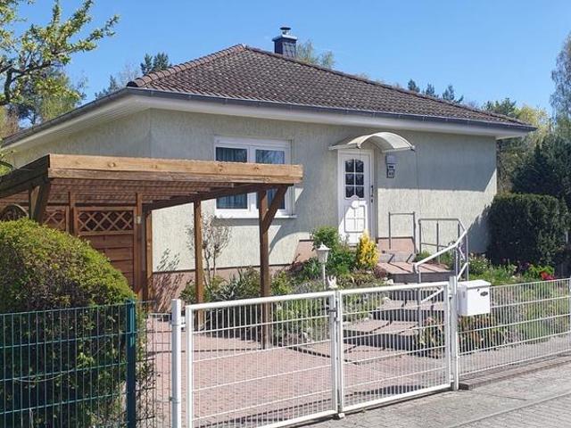Einfamilienhaus im Grünen südlich von Berlin