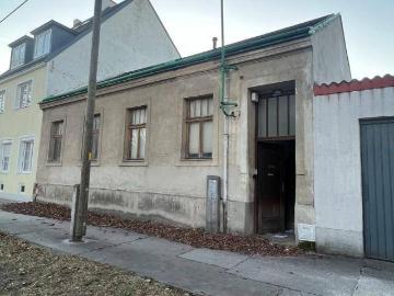 House for sale in 1110