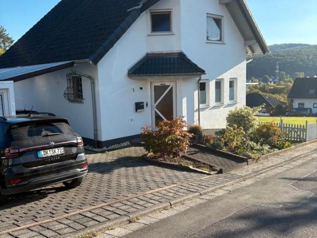 Einfamilienhaus in 35630 Ehringshausen OT Katzenfurt zu verkaufen