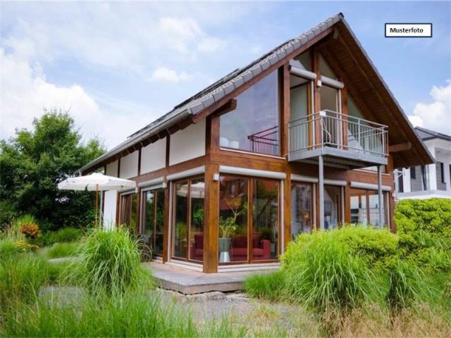 Einfamilienhaus in 95100 Selb, Am Kühberg