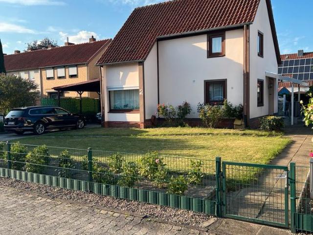 Einfamilienhaus in Achim mit Carport&Garten provisionfrei