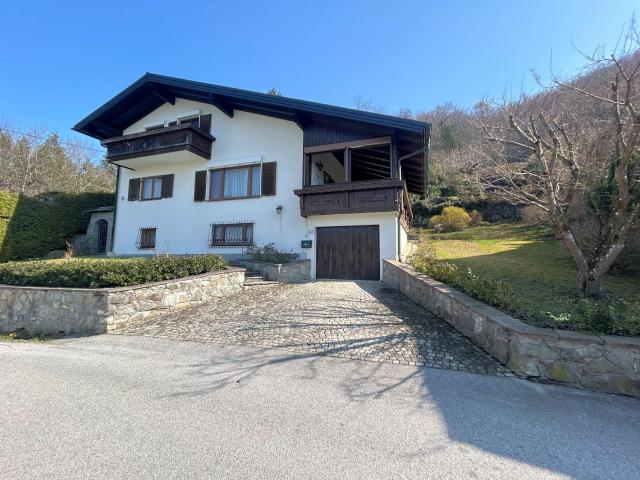 Einfamilienhaus in Aussichtslage