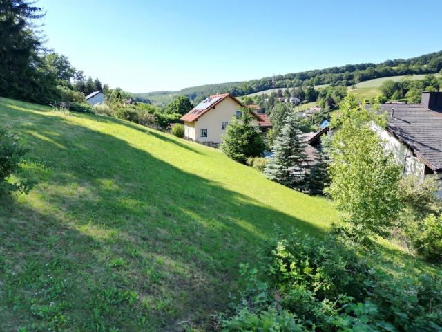 Einfamilienhaus in Begehrter Sackgassenlage mit Großem Grundstück und Entwicklungspotenzial