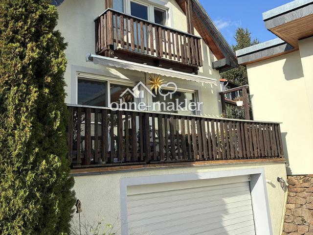 Einfamilienhaus in Dorfhain in traumhafter Lage mit Sonnenterrasse, Balkon, 4 Zimmern, 2 Bädern