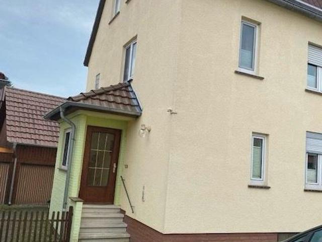 Einfamilienhaus in Dörnhagen – freistehend mit Nebengebäude