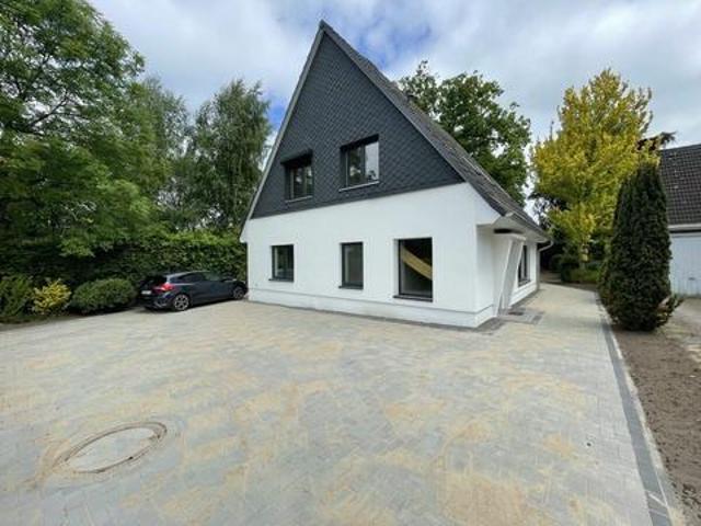Einfamilienhaus in der Boostedter Str. mit ca. 150 m² Wohnfläche ab dem 01.06.2026 zu vermieten!