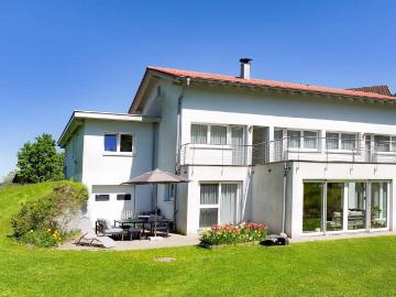 House for sale in 6942