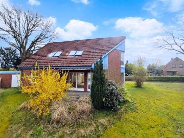 Einfamilienhaus in Hude Nord: Durchdachter Grundriss trifft auf zentrale Lage!