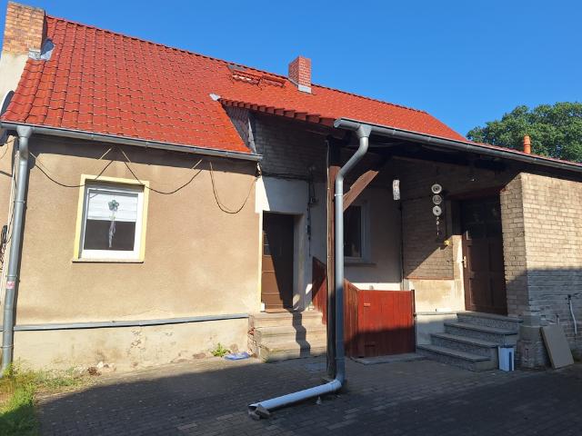 Einfamilienhaus in idyllischer Dorflage mit pflegeleichtem Grundstück!