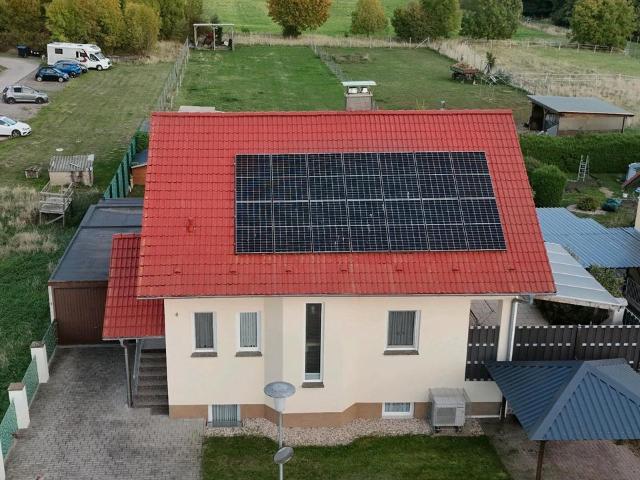 Einfamilienhaus in Oppin mit PV, Wärmepumpe, Sauna, Partyr Pool