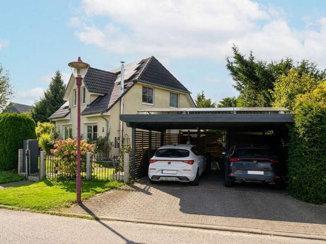 Einfamilienhaus in Marwitz | 602 m² Grundstück | PV 12,9 kWp | Wärmepumpe | Sauna