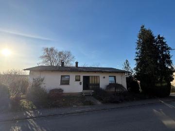 Merchweiler, Region Saarland - Balkon, Parkplatz