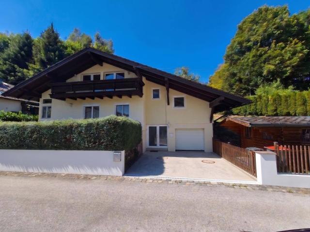 Einfamilienhaus in Neu Anif!
