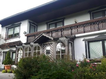 Einfamilienhaus in sonniger Ruhelage mit Blick auf den Grimming