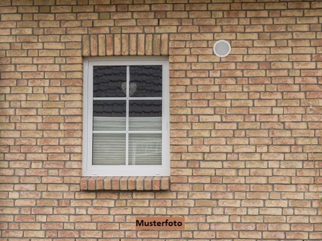 Einfamilienhaus in positiv geprägter Wohnlage durch die relative Nähe zum Alsterlauf